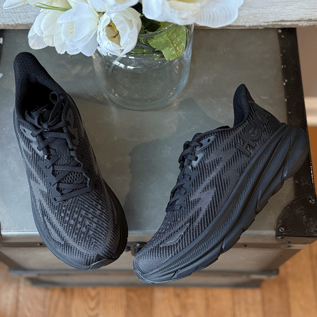 Hoka One One Clifton 9 Triple Black Women's