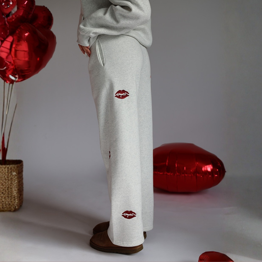 Happy Camp3r - Sweet Like Cherry Sweats