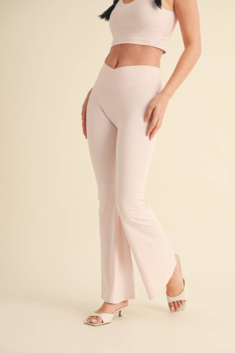 Layla Crossover Yoga Pants: Baby Pink