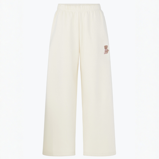 Happy Camp3r – Camps3y Sweats: Cream