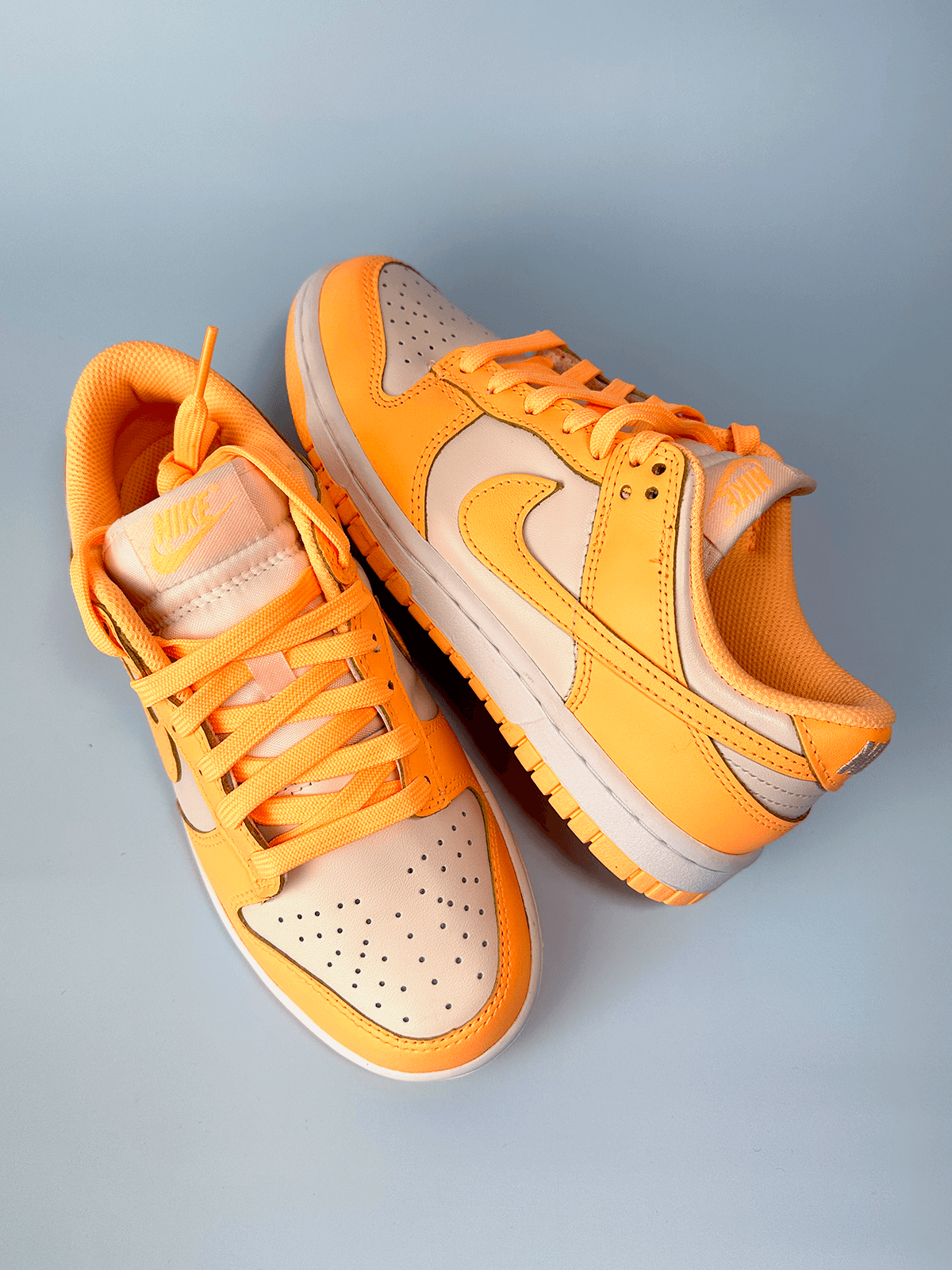 Nike shoes peach online