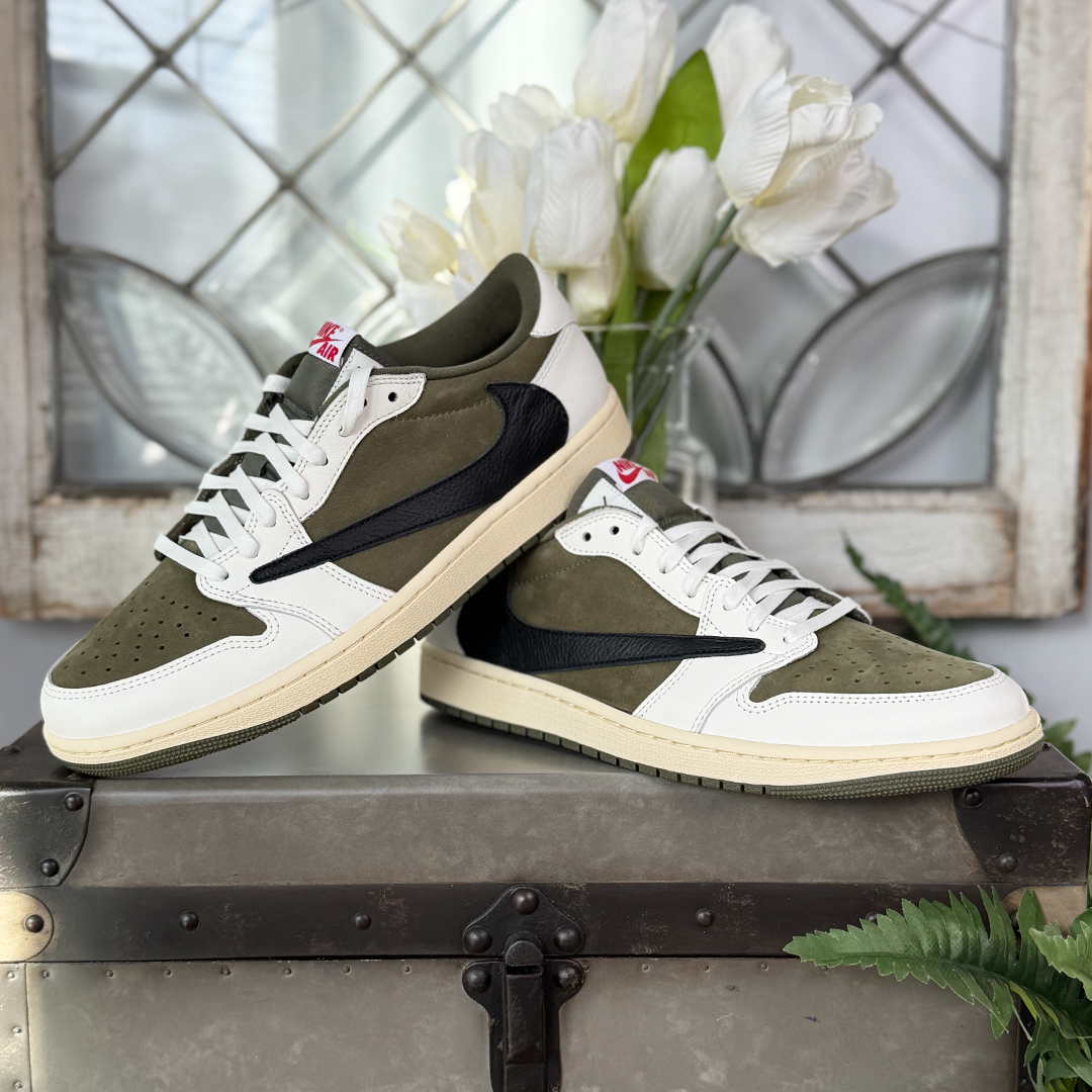 Jordan 1 travis scott cheap sales