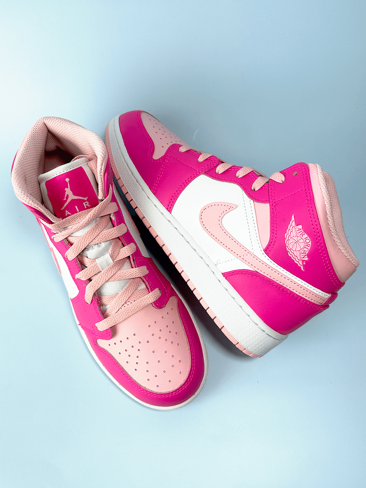 Jordan 1 Mid Fierce Pink