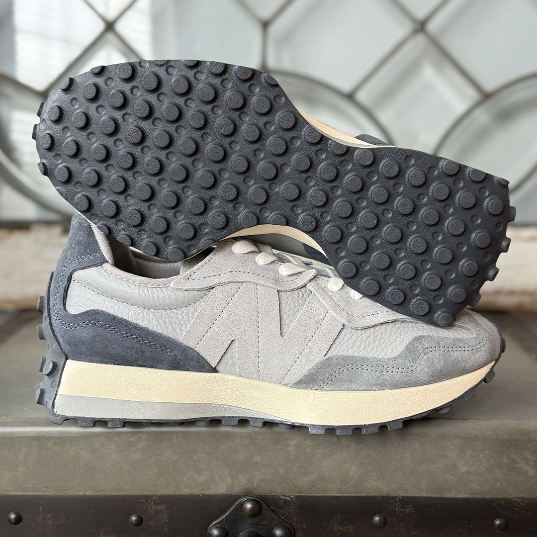 New Balance 327 Grey Day Rain Cloud