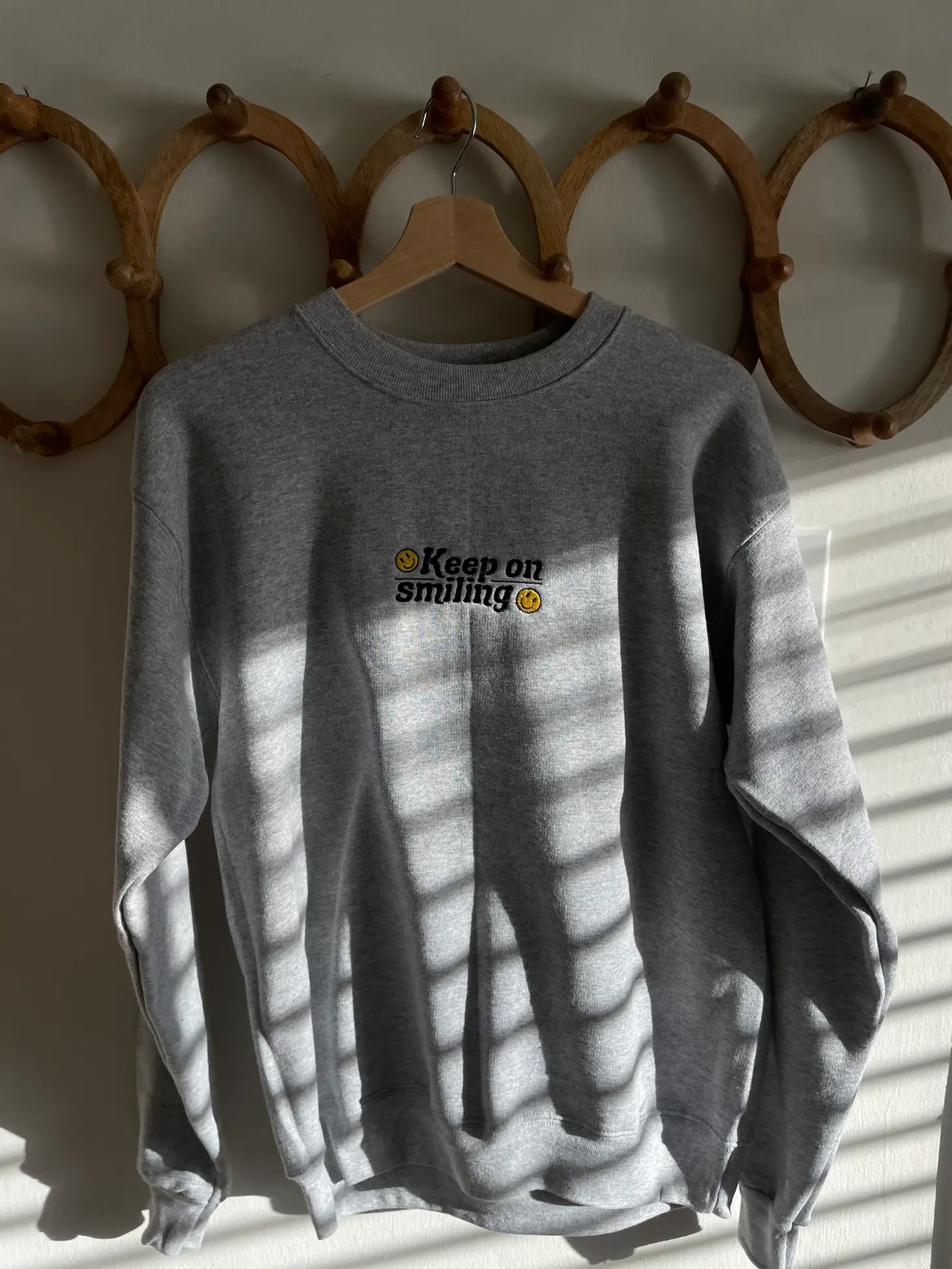 Keep On Smiling - Grey