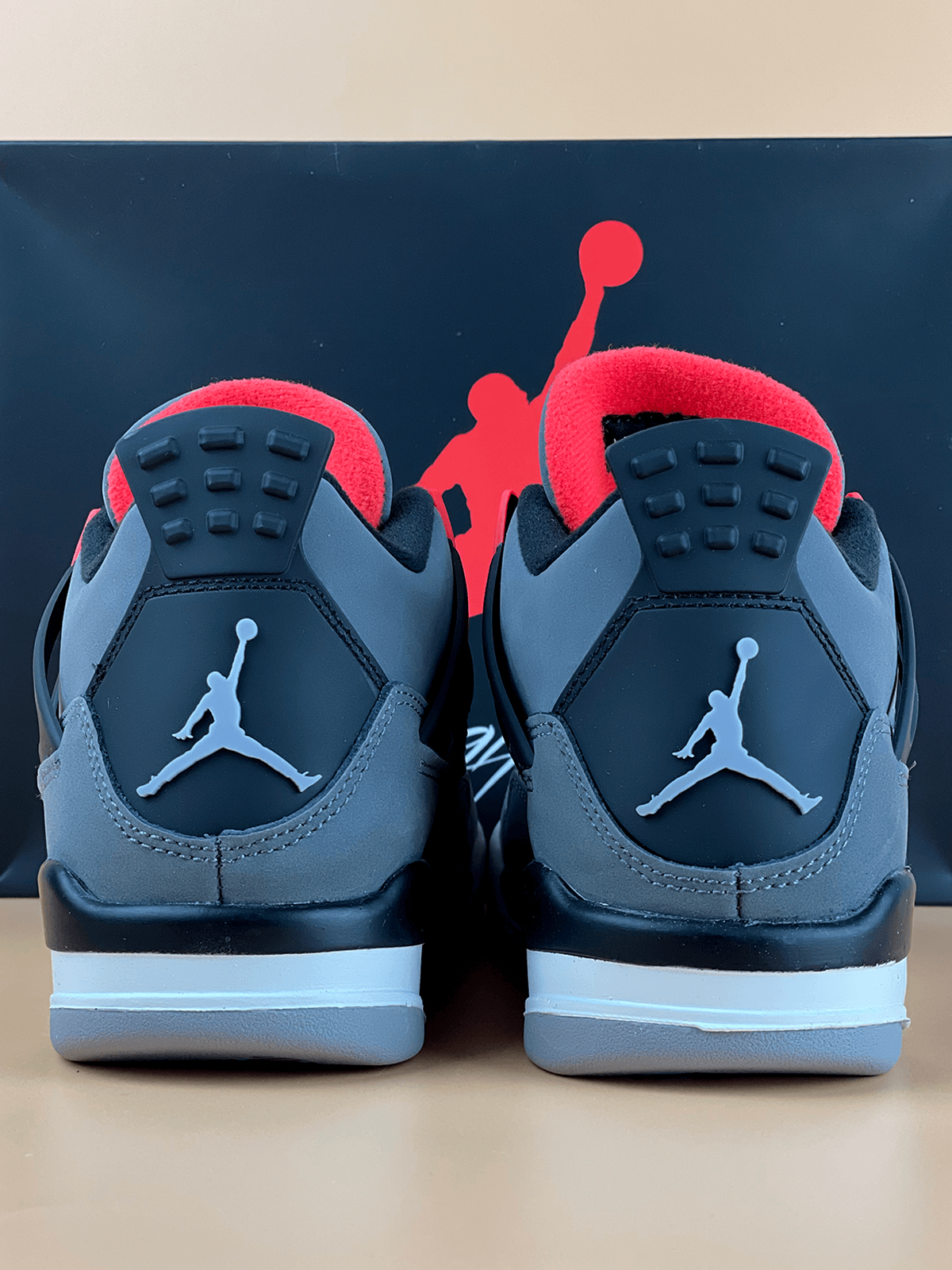 Jordan 4 Infrared