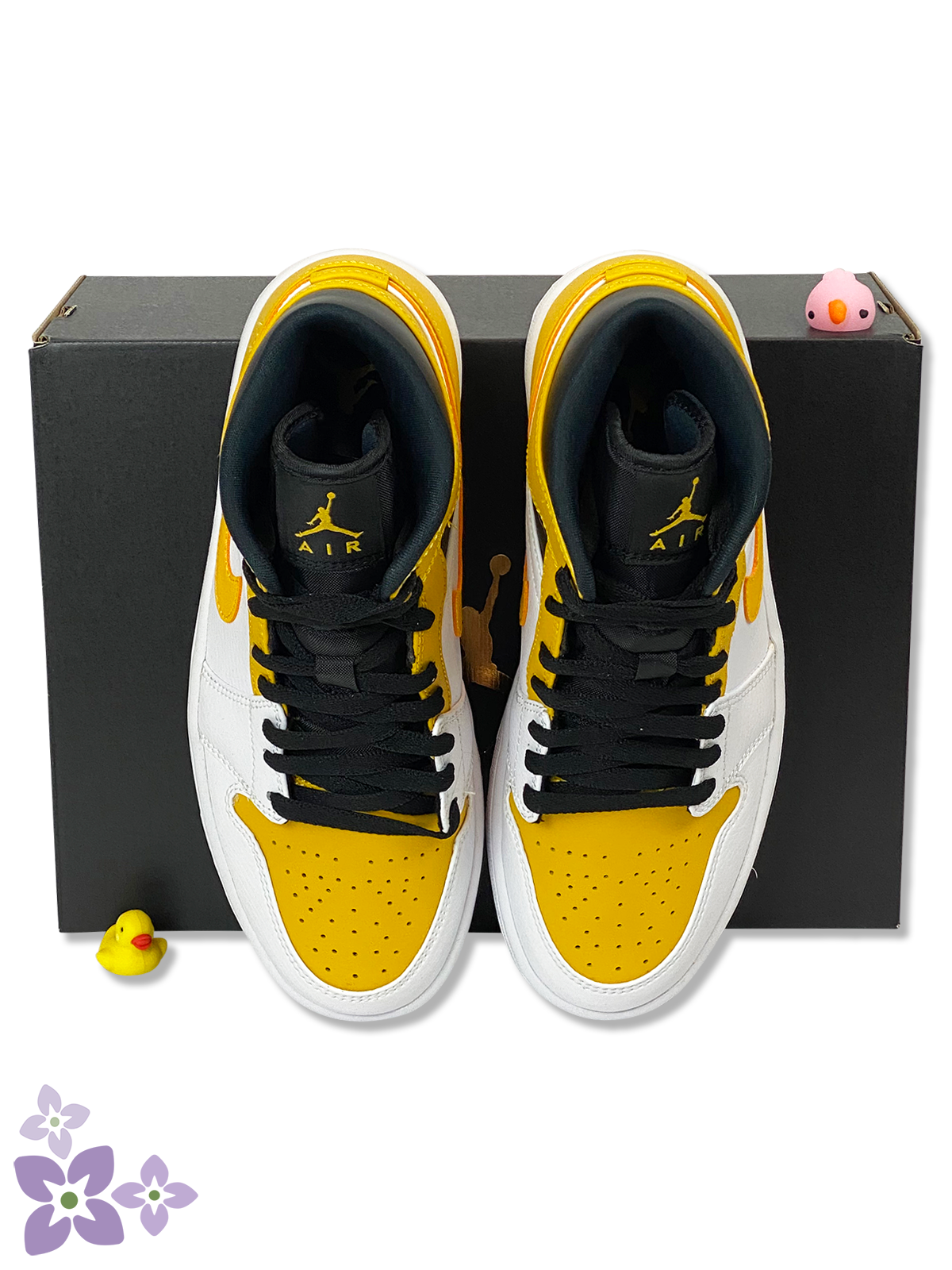 Jordan 1 Mid University Gold
