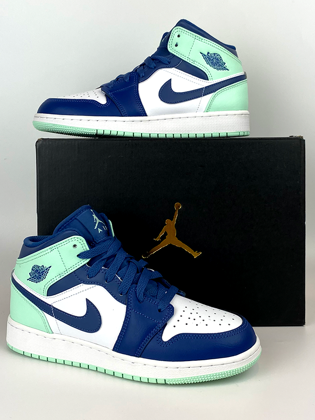 Jordan 1 Mid Mystic Navy Mint Foam