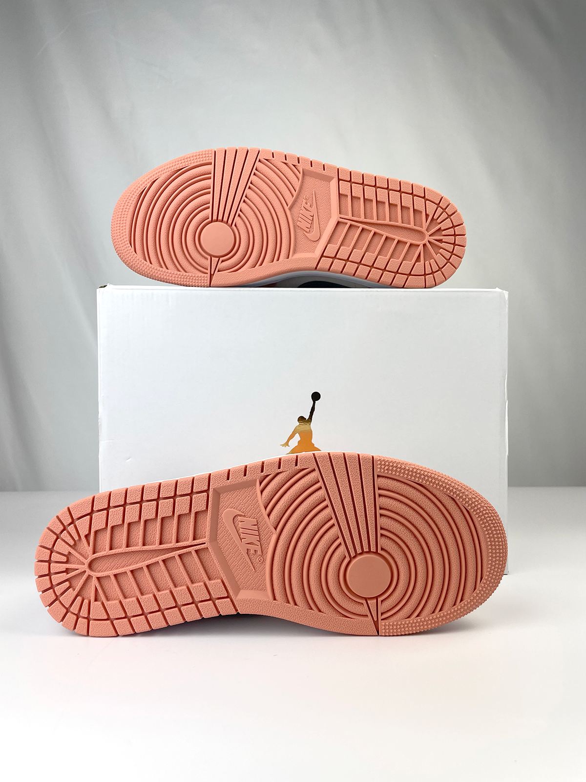 Jordan 1 Low Light Madder Root
