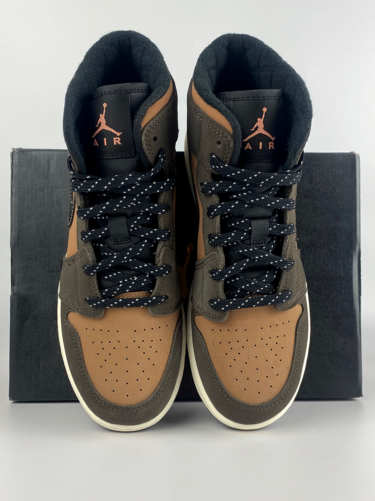 Jordan 1 Mid SE Dark Chocolate