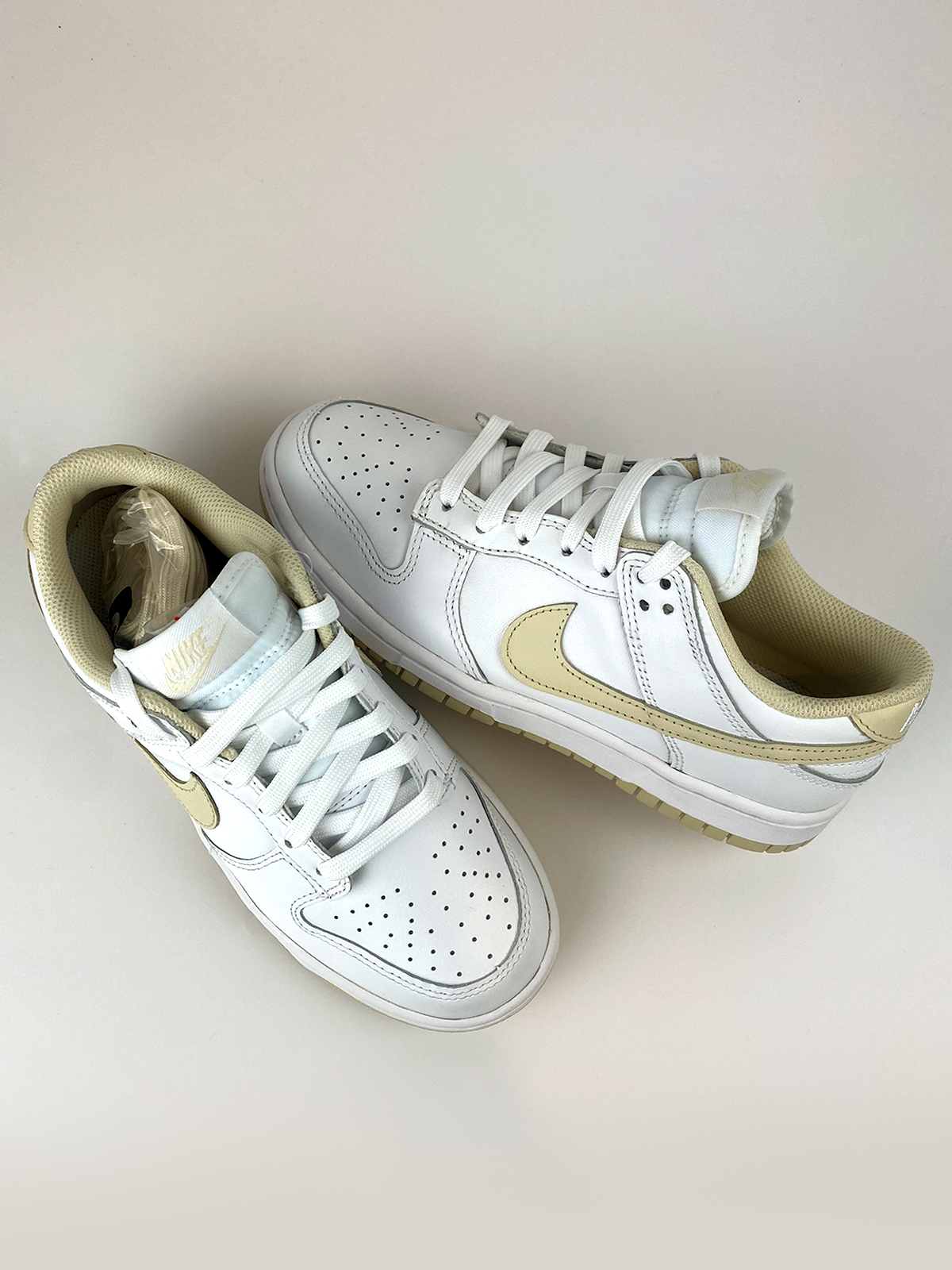 Nike Dunk Low Pearl White