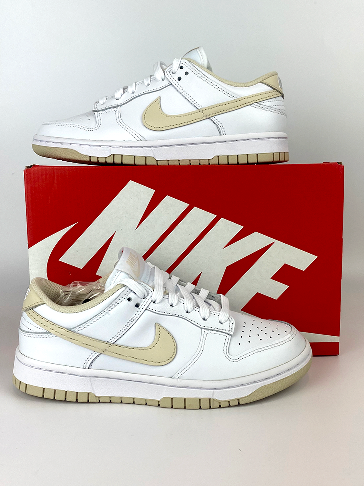 Nike Dunk Low Pearl White