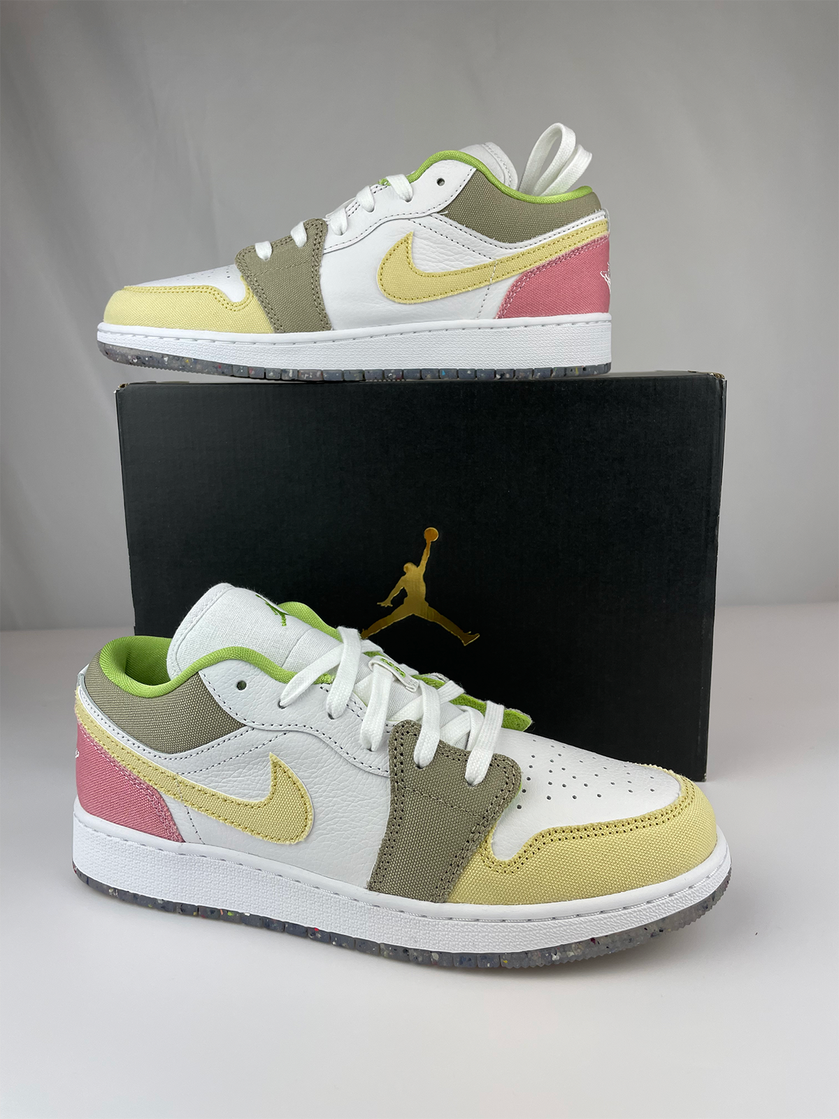 Jordan 1 Low Pastel Grind Vivid Green