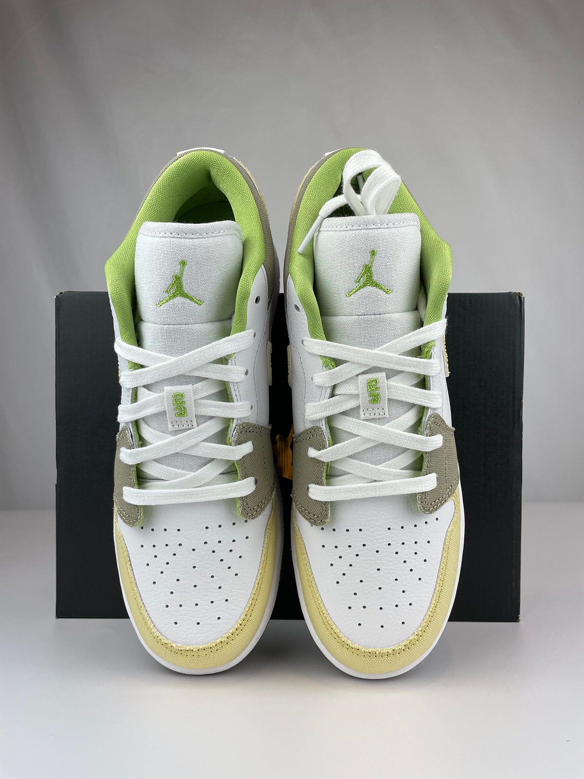 Jordan 1 Low Pastel Grind Vivid Green
