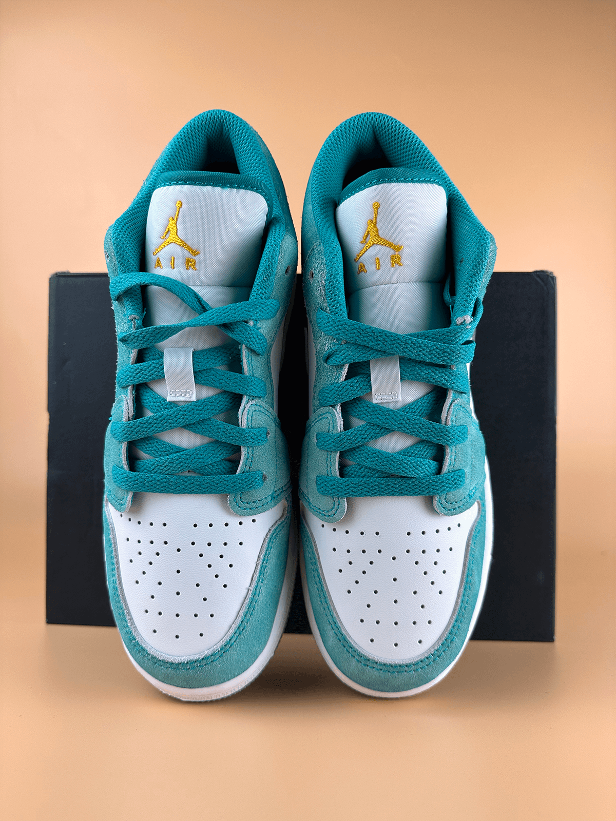Jordan 1 Low New Emerald