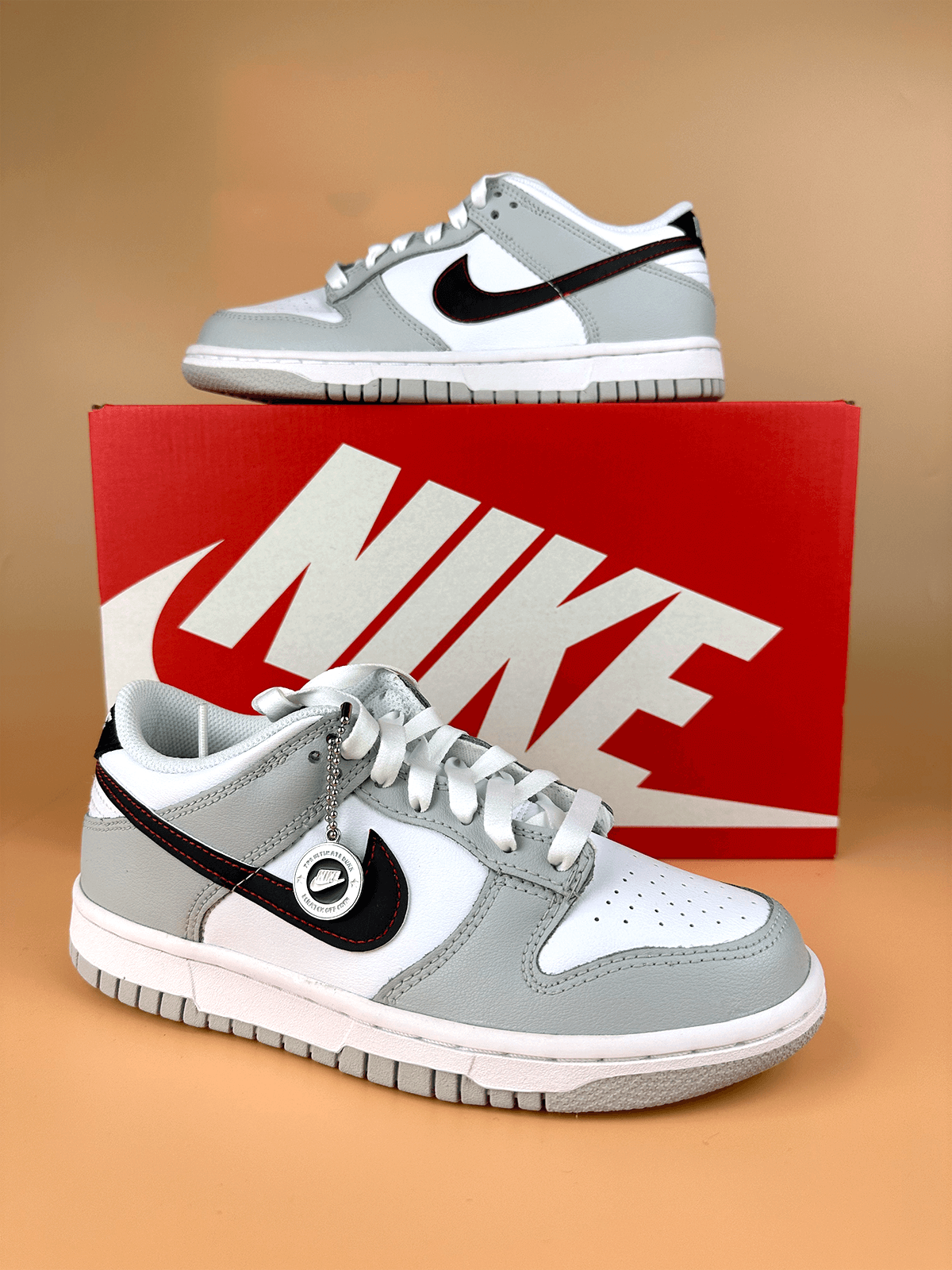 Nike Dunk Low SE Jackpot