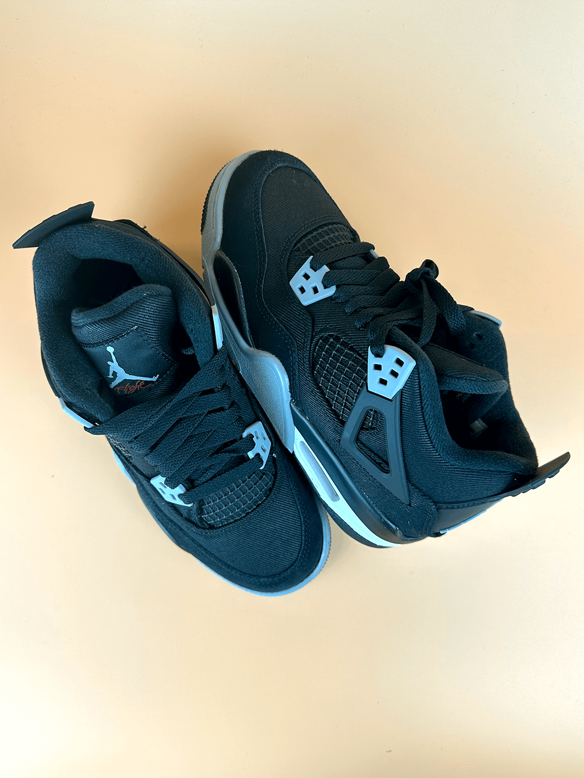 Jordan 4 Black Canvas Lilac Blonde