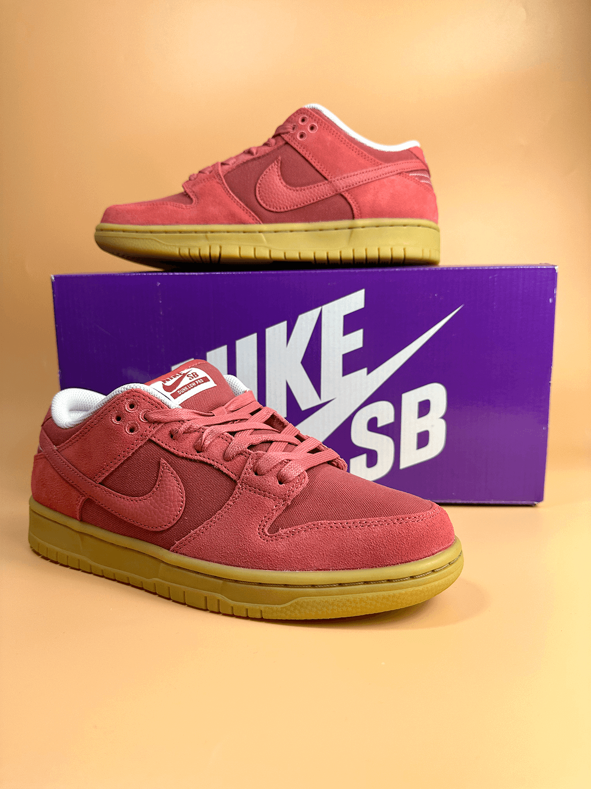Nike SB Dunk Low Adobe
