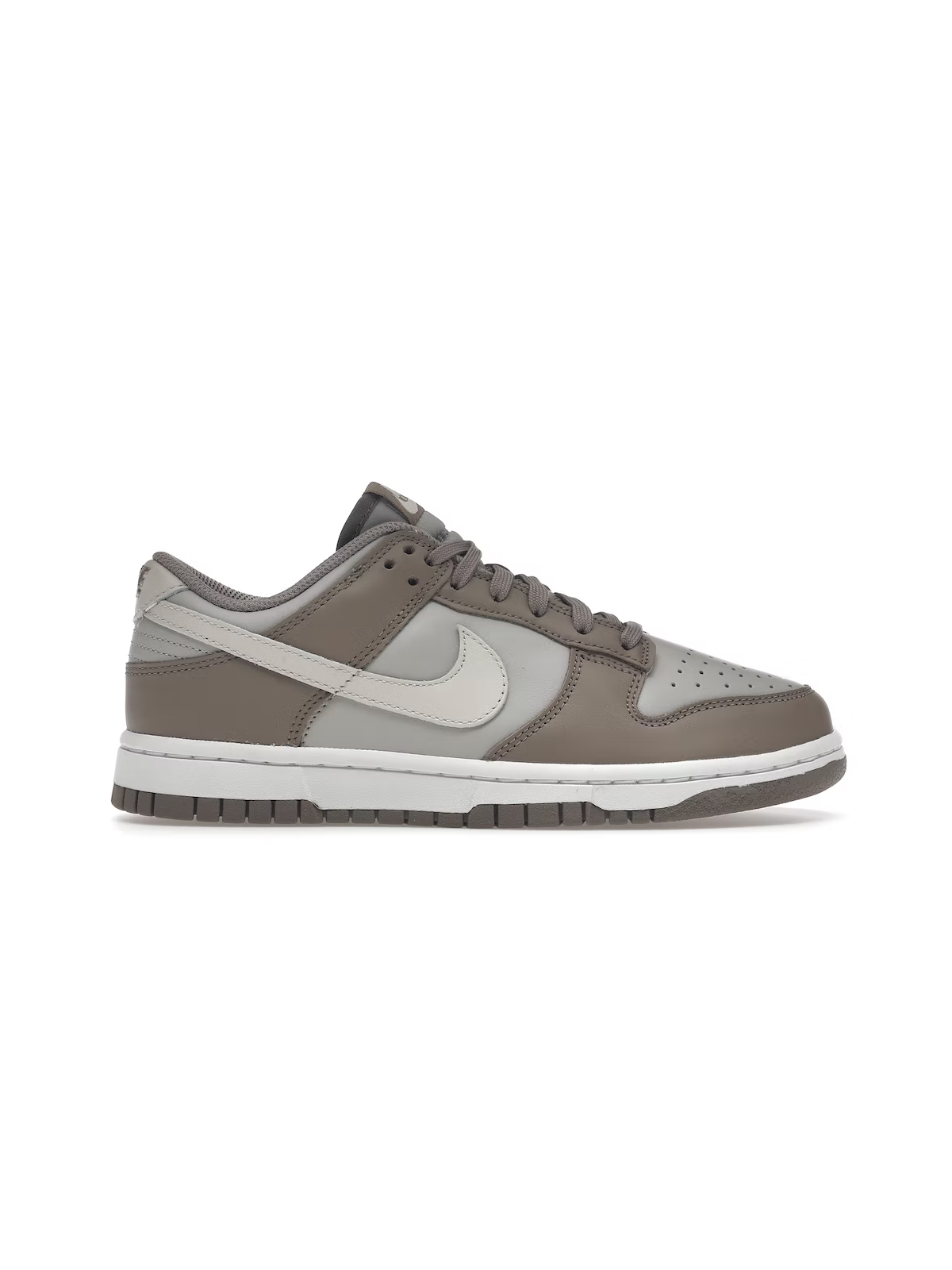Nike Dunk Low Bone Beige