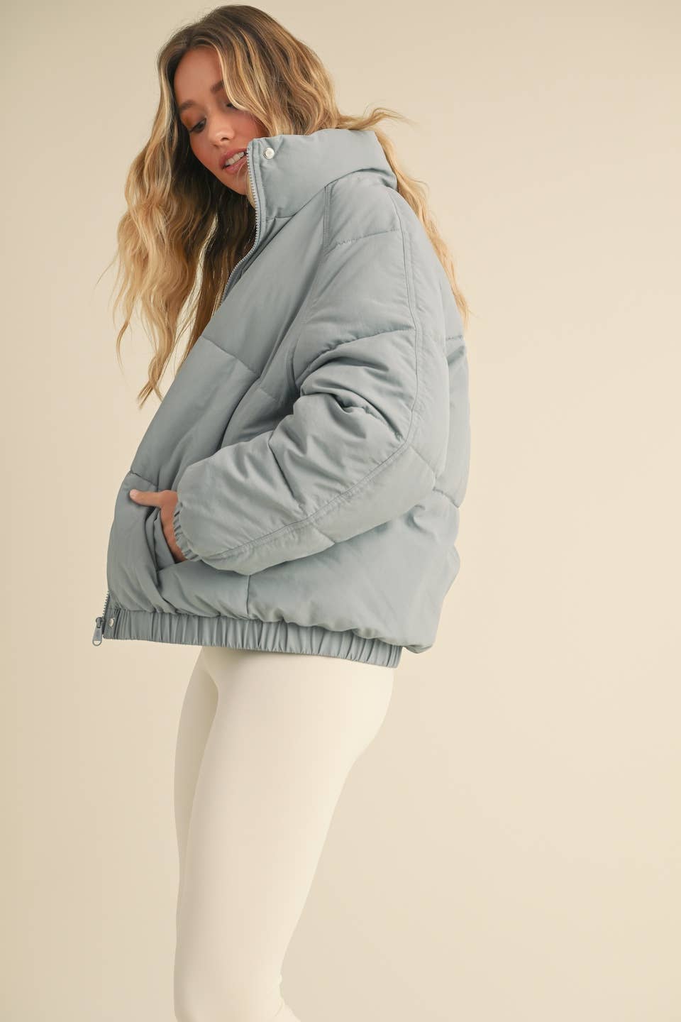 Joan Oversized Puffer Jacket: Iceberg