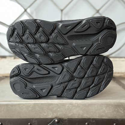 Hoka One One Clifton 9 Triple Black Women's