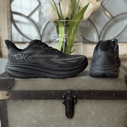 Hoka One One Clifton 9 Triple Black Women's