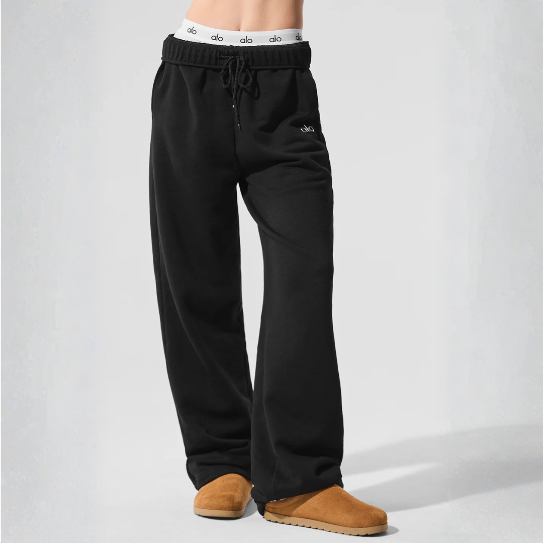 alo - Accolade Straight Leg Sweatpant: Black