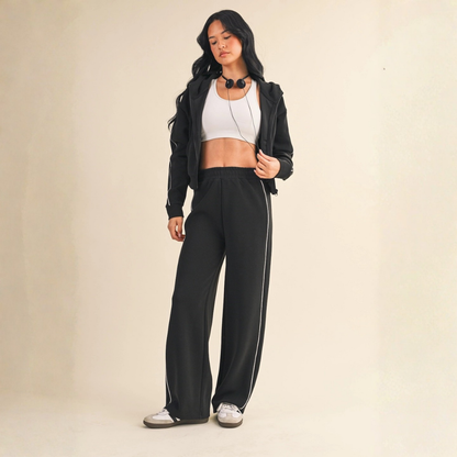 Mila Super Soft Zip Up: Black