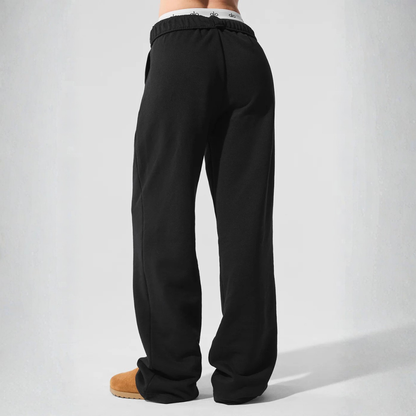 alo - Accolade Straight Leg Sweatpant: Black