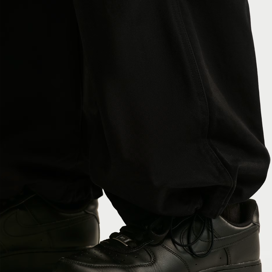 Nike NSW Oversized Woven Cargo Pants: Black