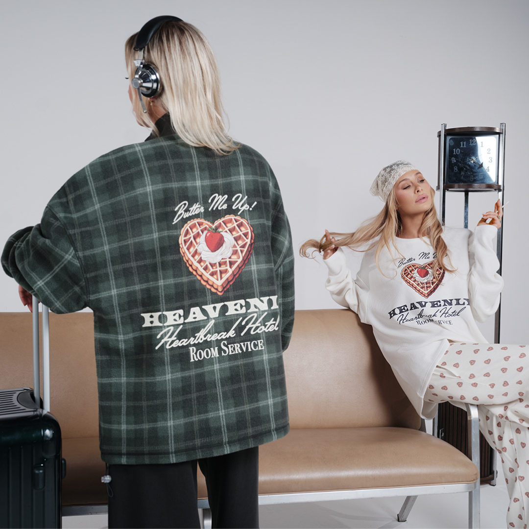 BOYS LIE - HEAVENLY ROOM SERVICE FLEECE