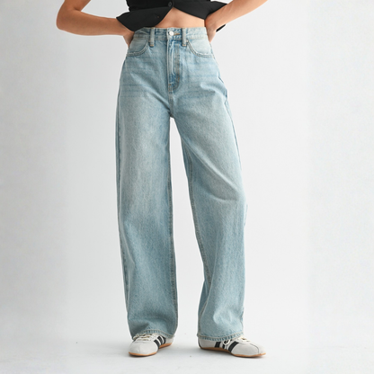 Mia High Waisted Boyfriend Jean