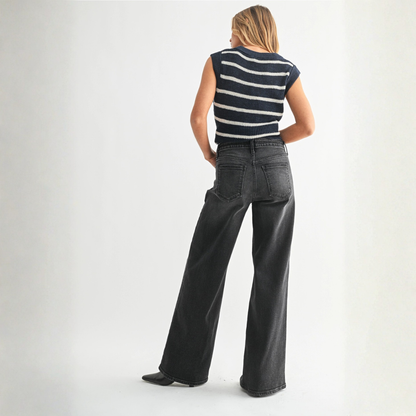 Relaxed Ultra Wide Leg Washed Black