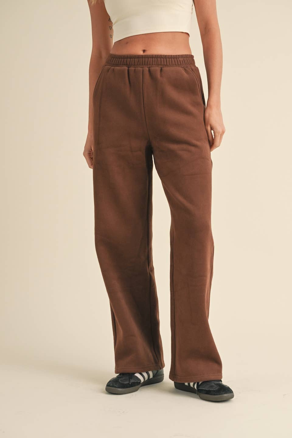 Laura Cozy Fleece Wide Leg Sweats: Chocolate