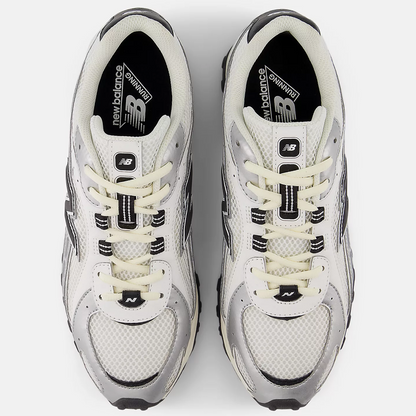 New Balance 204L Silver Metallic Black