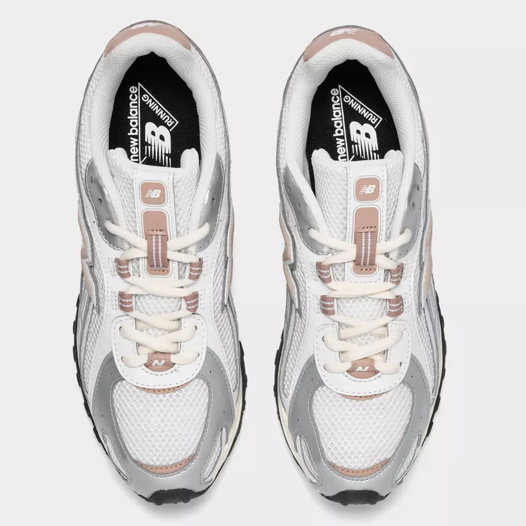 New Balance 204L Silver Metallic Flat Taupe