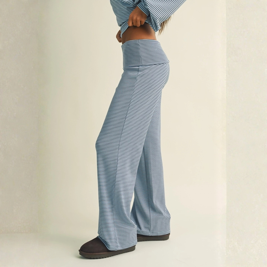 Casey Striped Relaxed Foldover Pants: Blue Navy