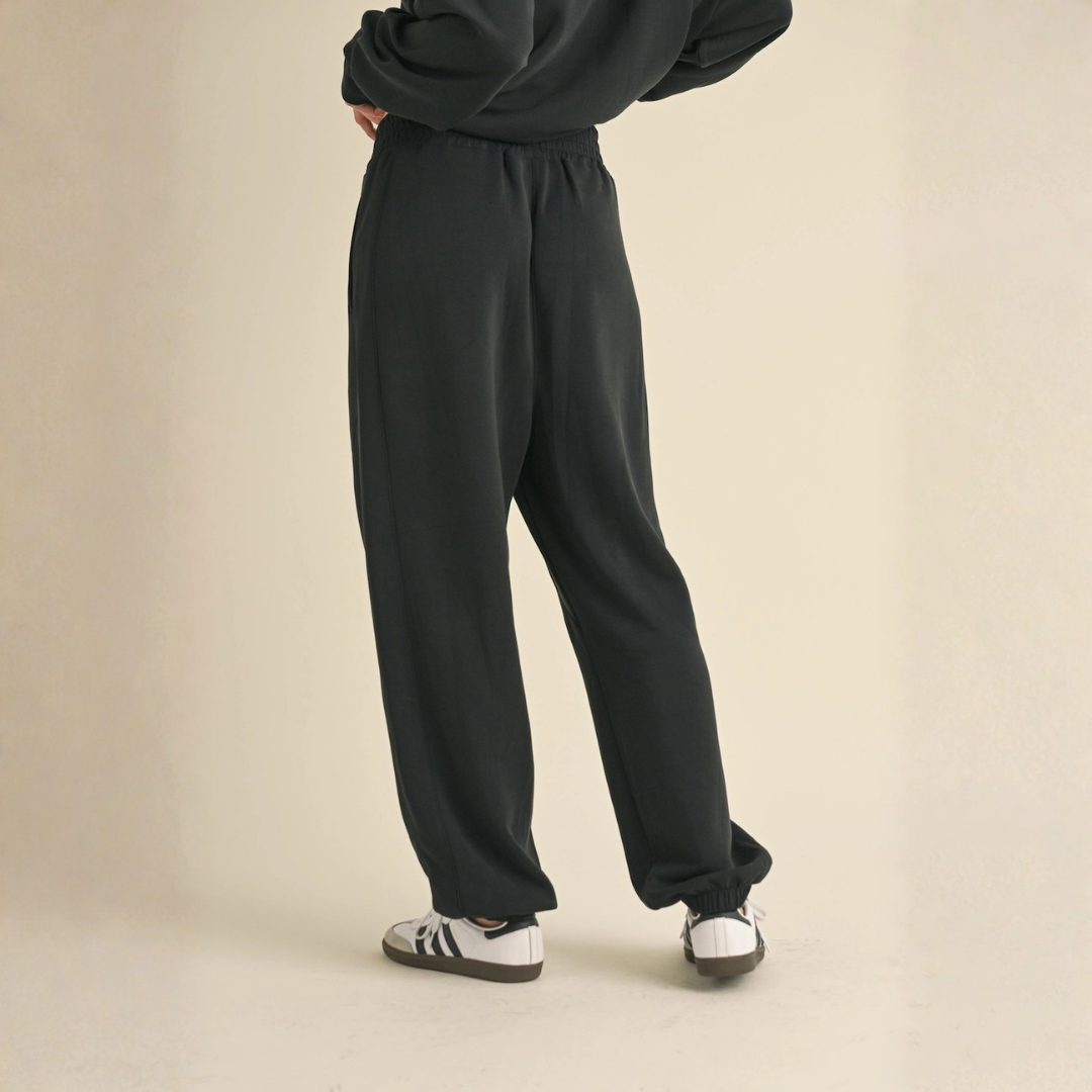 Zada Super Soft Jogger Pants: Black