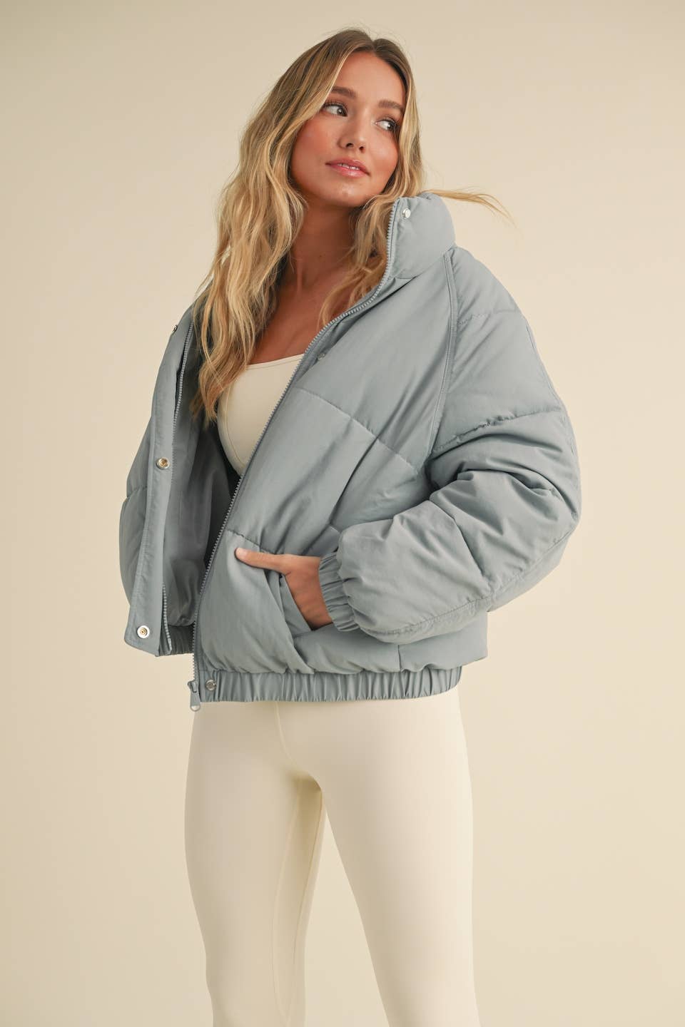 Joan Oversized Puffer Jacket: Iceberg