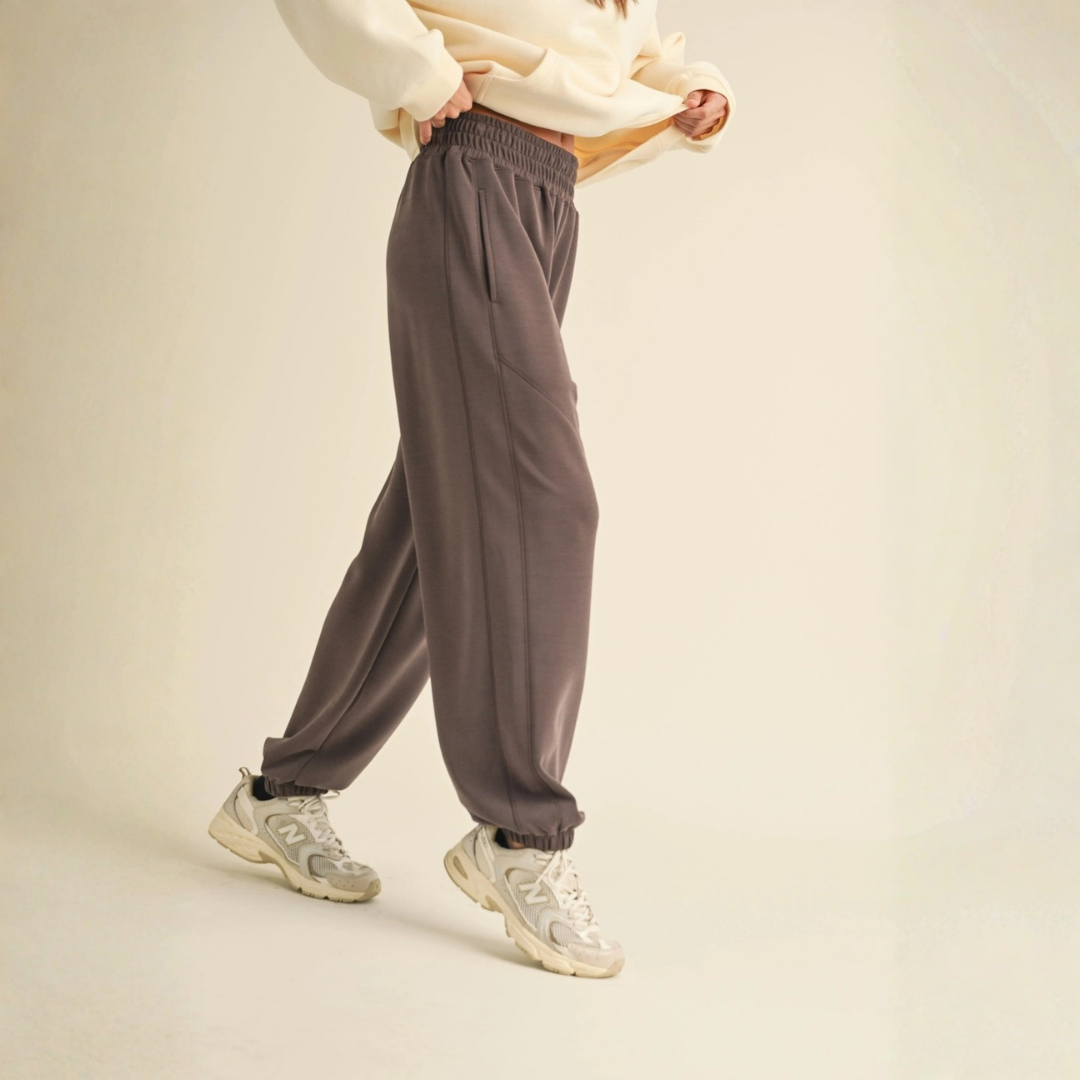Zada Super Soft Jogger Pants: Chocolate