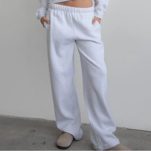 The Off Duty Sweatpant: Heather Grey