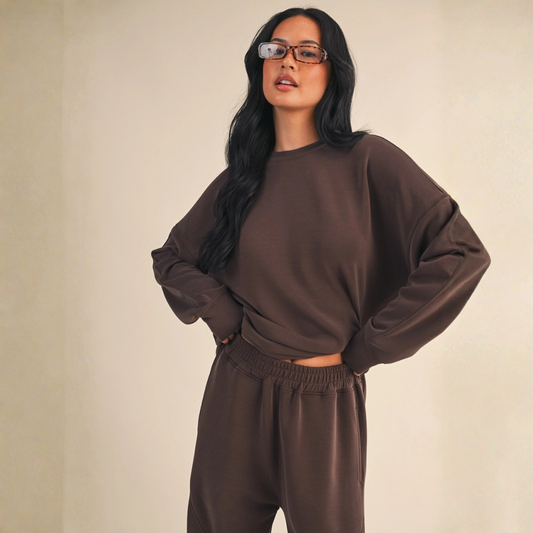 Zuri Super Soft Oversized Crew: Chocolate