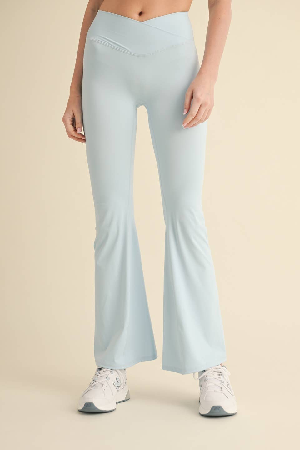 Layla Crossover Yoga Pants: Sky Blue