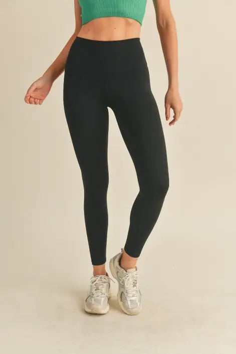 Ava High-Rise Leggings: Black