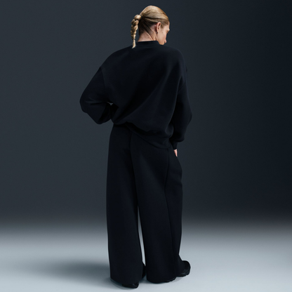 Nike Tech Fleece Crew: Black