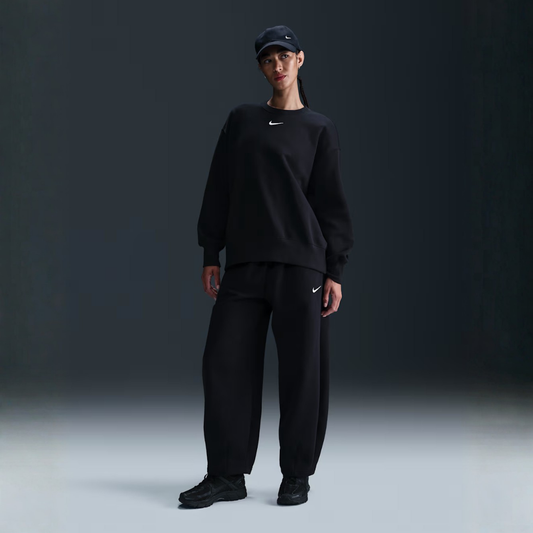 Nike Phoenix Fleece Oversized Crew: Black