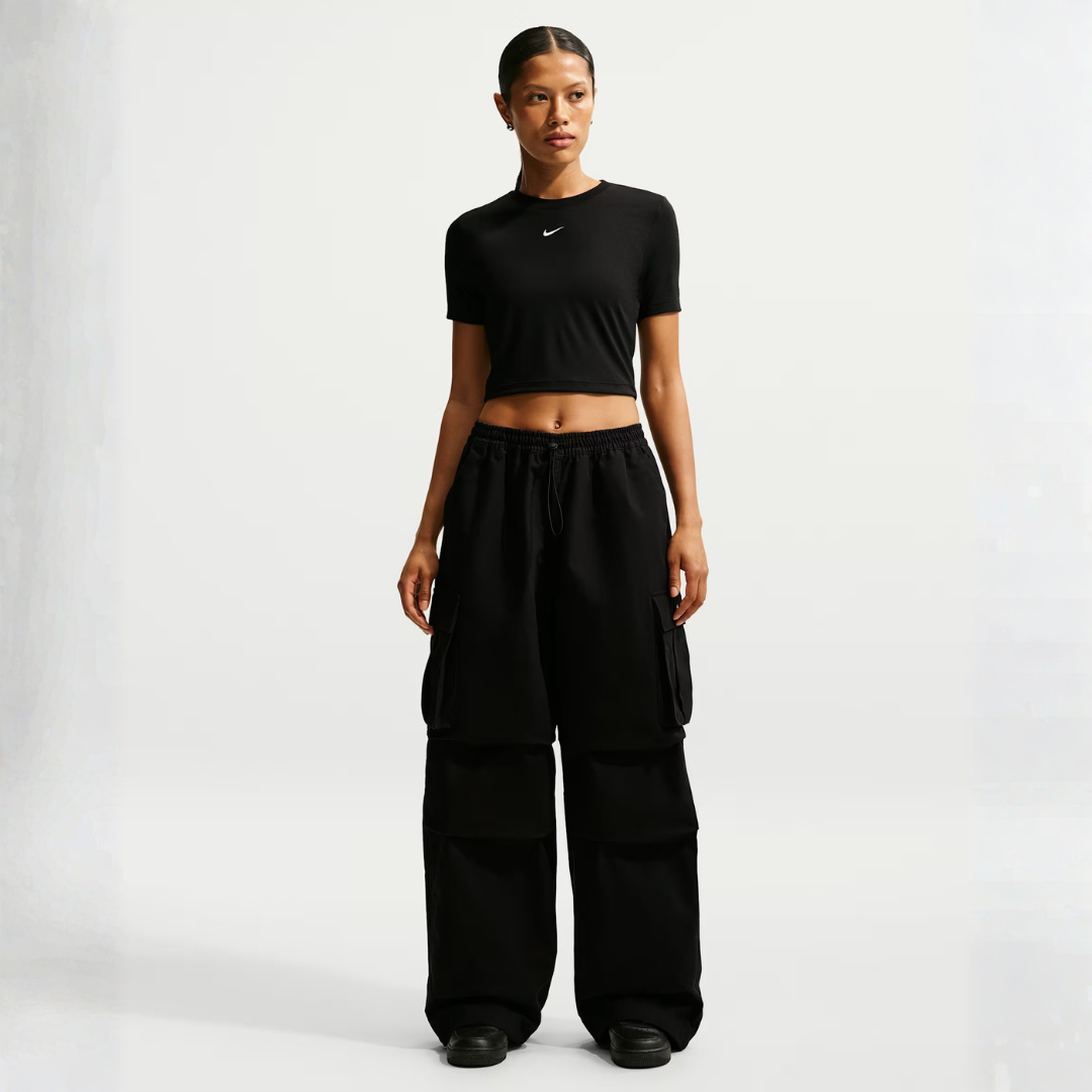 Nike NSW Oversized Woven Cargo Pants: Black