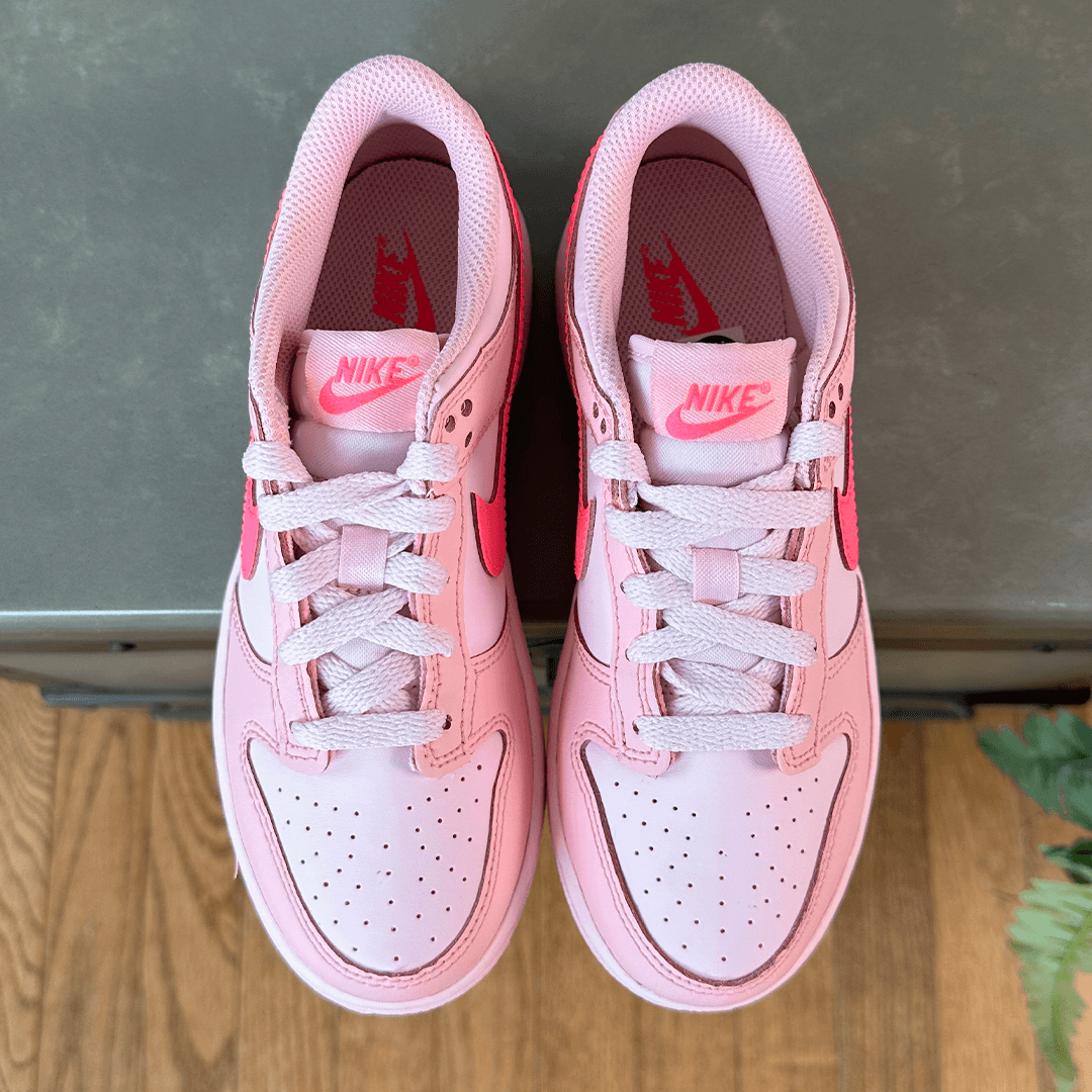 Nike pink sb best sale