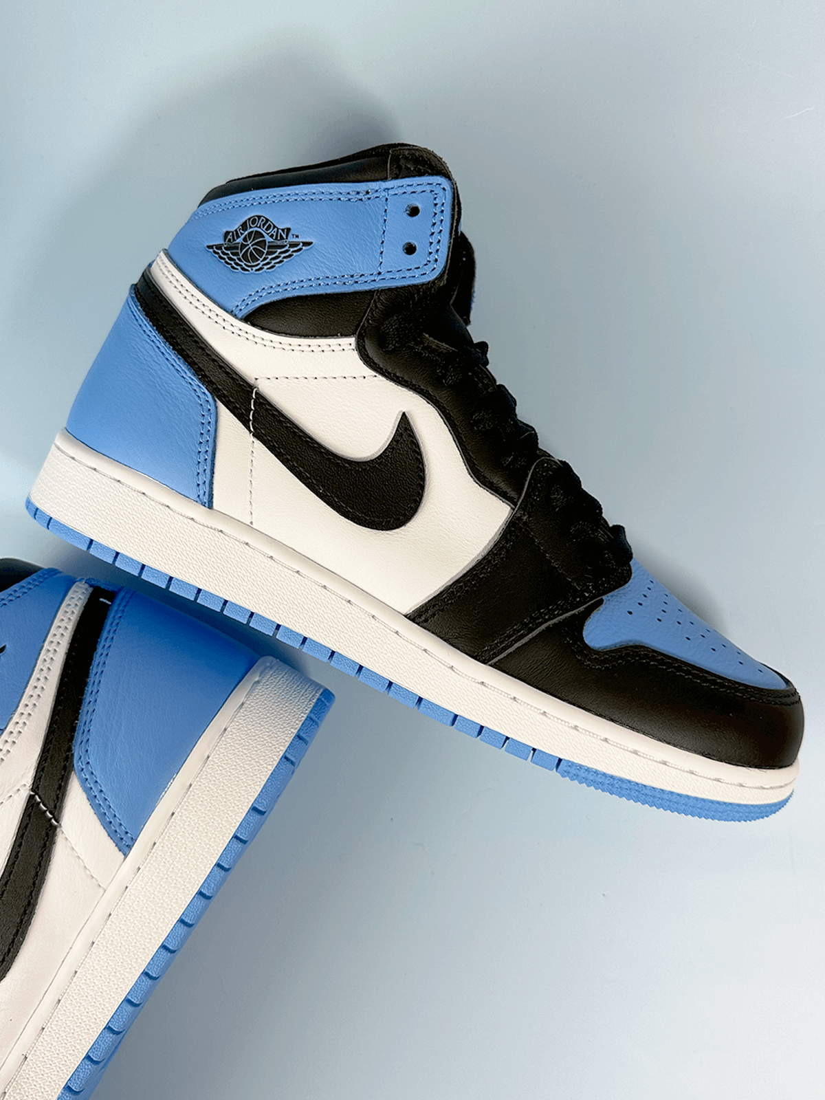 Jordan 1 High OG UNC Toe Lilac Blonde