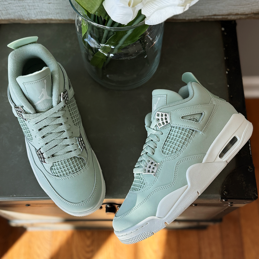 Jordan 4 Seafoam Women's